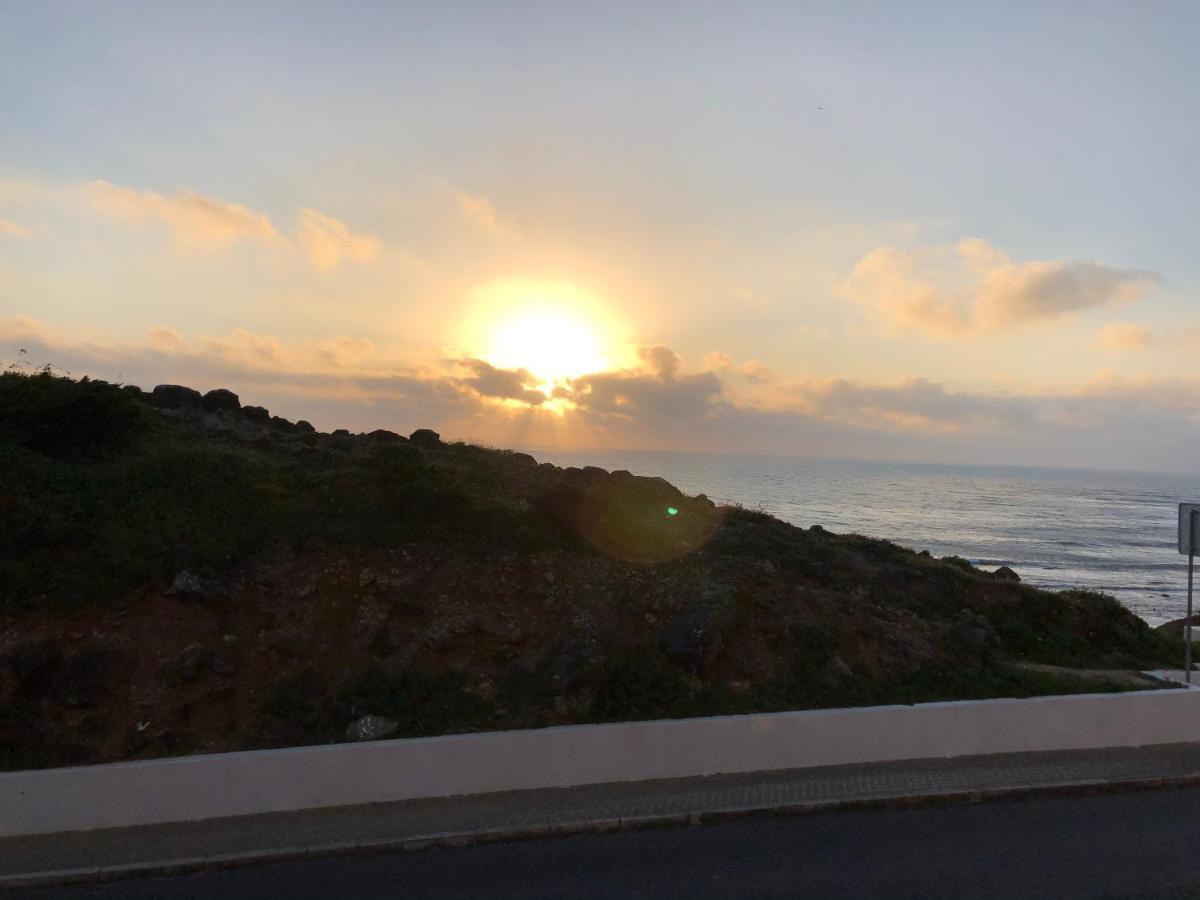 דירות סאו מרטיניו דו פורטו Casa Martinho מראה חיצוני תמונה